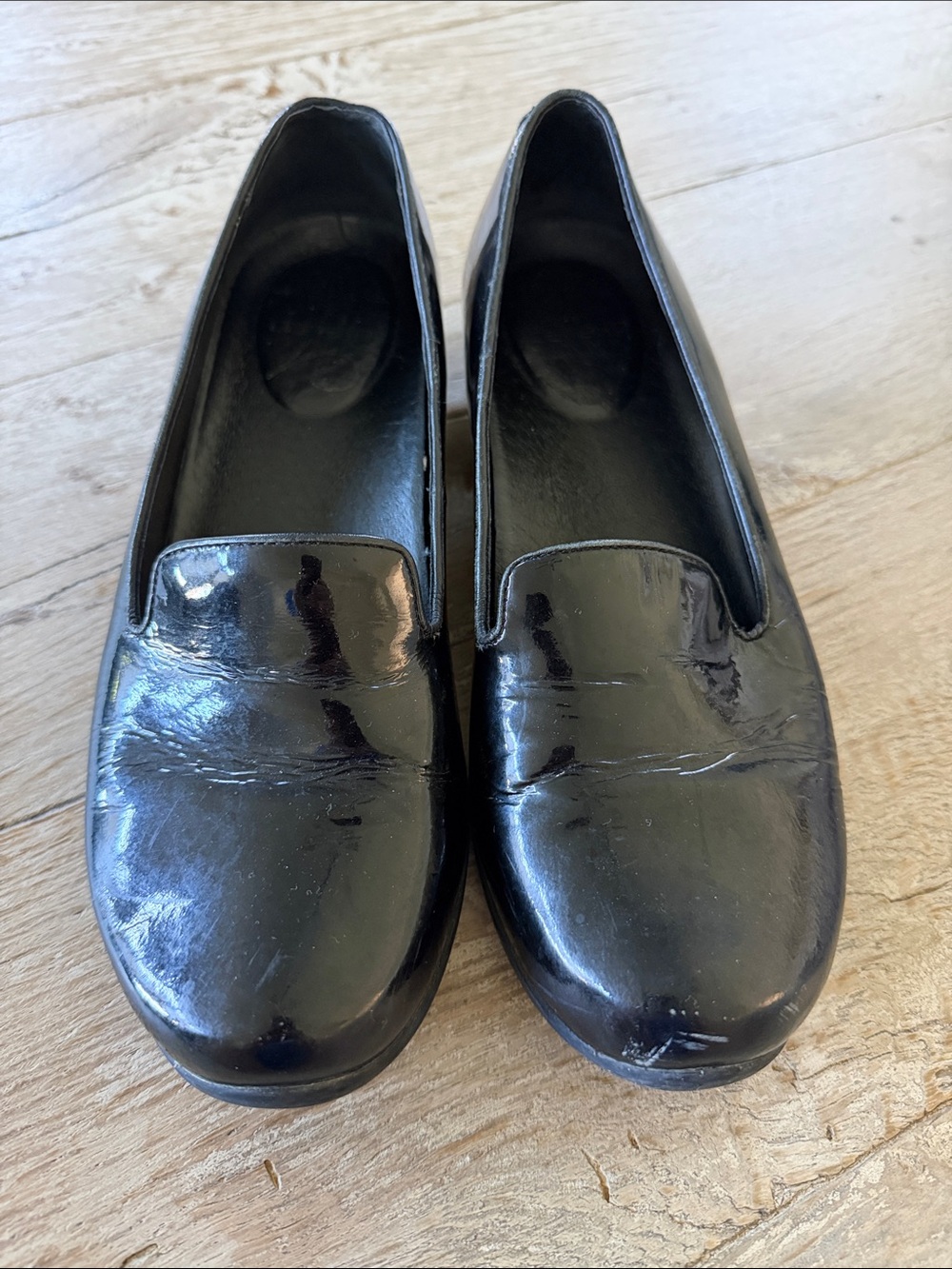 Dansko Black Patent Leather Slip-On Women's Loafers 39